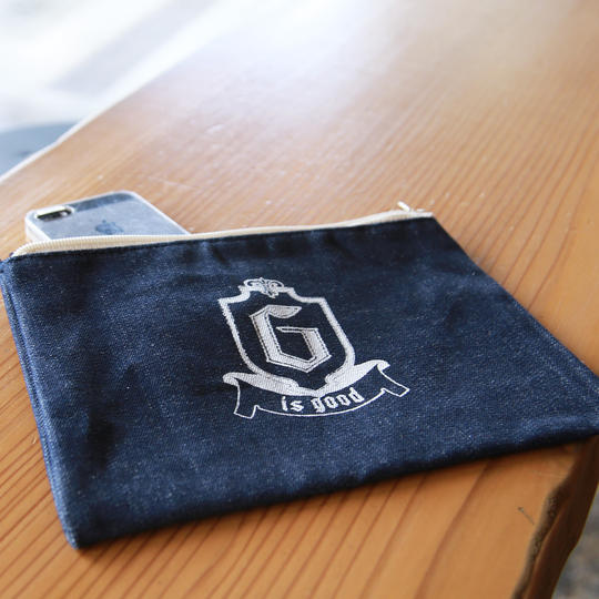 限定デニムポーチx1個+ロゴステッカーx1枚