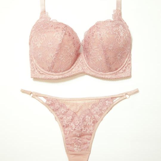 ivyy 新作モデル Aster series(アスターモカ)ブラ＆タンガセット