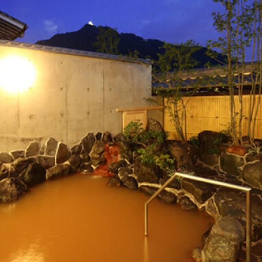 岐阜長良川温泉ペア宿泊券＋ドアラコラボTシャツ