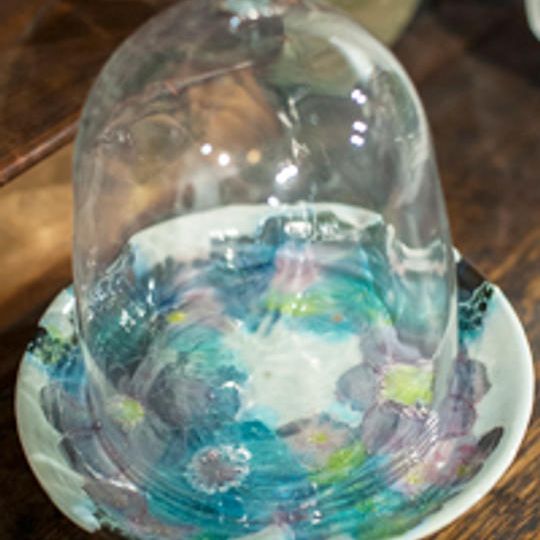 瀬戸の女流陶芸家 野村晃子　フラワードーム（大）、中野由紀子コラボ作品やきものワールドチケット5枚付き 