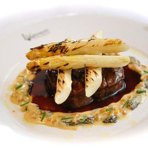 【東京】【ルグドゥノム ブション リヨネ】美食のプレミアムテーブル　ランチまたはディナーコース 1組2名様