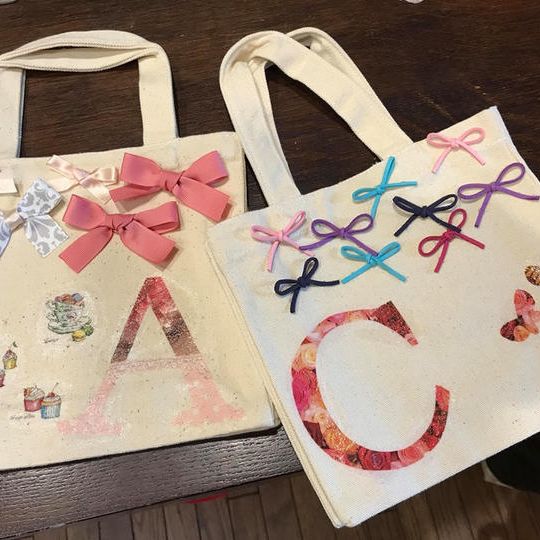 Bouquet de fleurs ANGELINAとのコラボ防災ポーチ