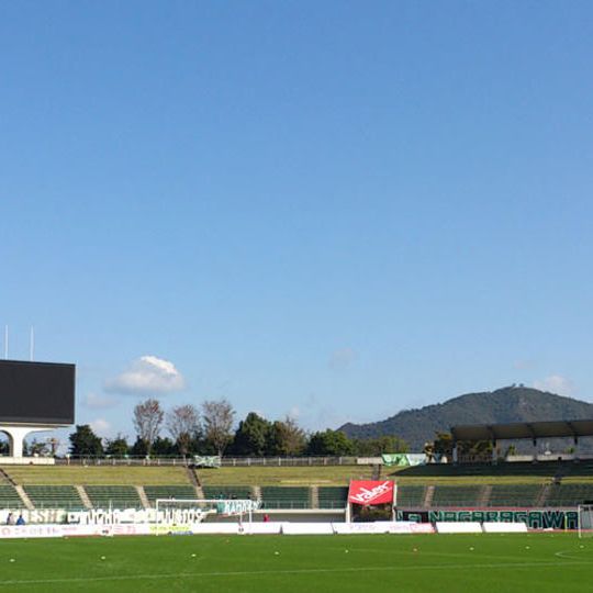 ＦＣ岐阜ホーム観戦ペアチケット＋ドアラコラボＴシャツ