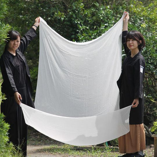 「300番手単糸」の、透けるブランケット（3枚限定）