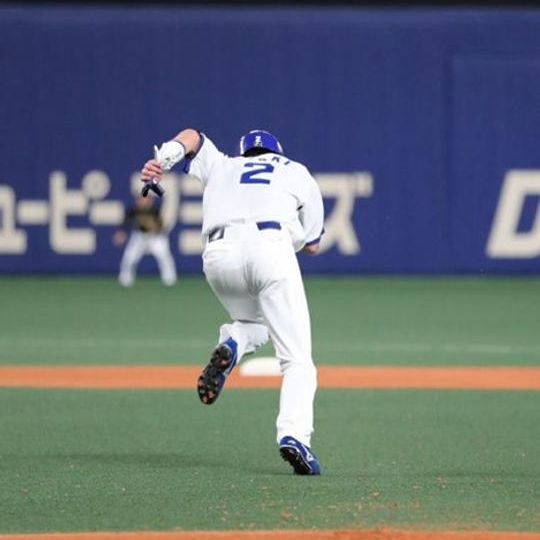 A.特集紙面にお名前掲載＋記念フェイスタオル