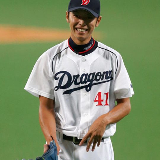 B.特集紙面にお名前掲載＋記念フェイスタオル＋OP戦チケット引換券