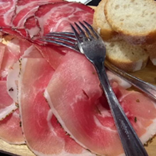 生ハム＆サラミのスライス工場見学・グループ訪問実施の権利