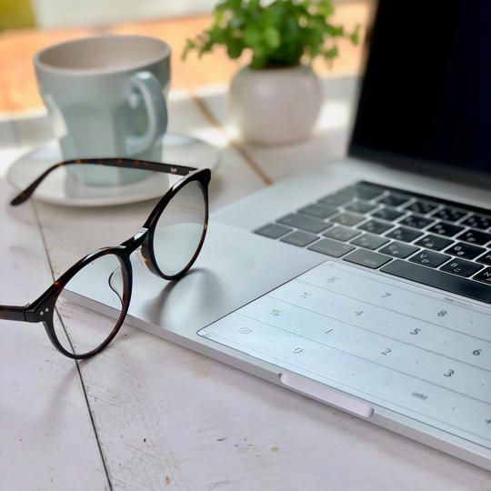 【MacBook Pro15インチ（2016以降）】対応「Nums」