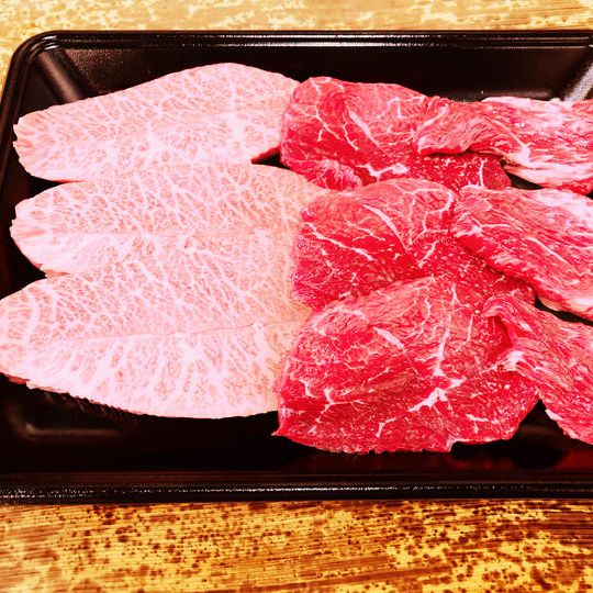 【限定15セット】神戸ビーフ　希少部位焼肉用　400g（ミスジ、トウガラシ、肩三角混合）