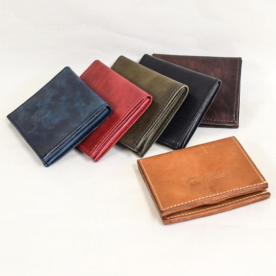 【早割20%OFF】全く無駄のない 四角い財布