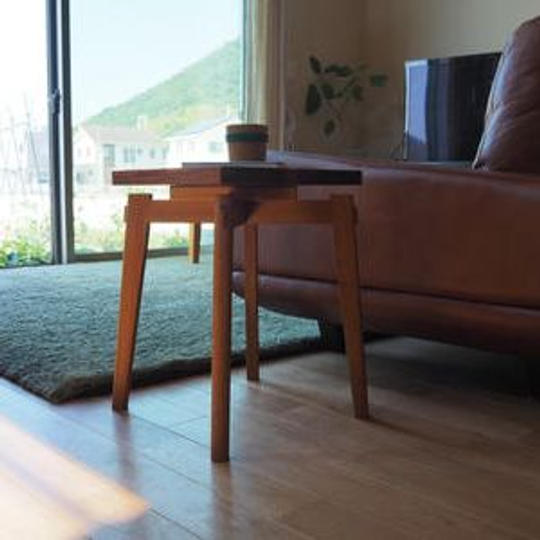 無垢材スツール