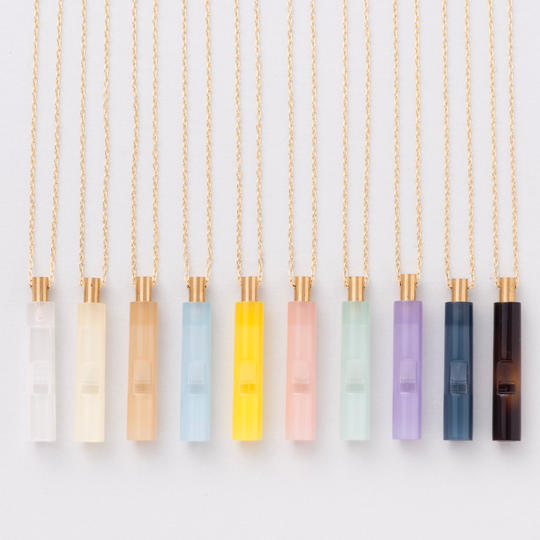 香水瓶のような笛のネックレス・円柱型～ effe bottle colum ～