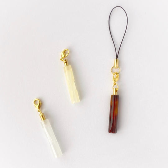 ポーチにつけられる笛【全10色】～ effe bottle colum ストラップ ～