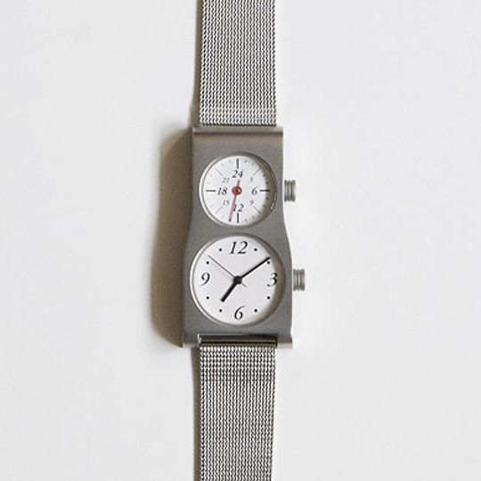 【先着30名 / 15％OFF】限定販売　デュアル腕時計メッシュバンド