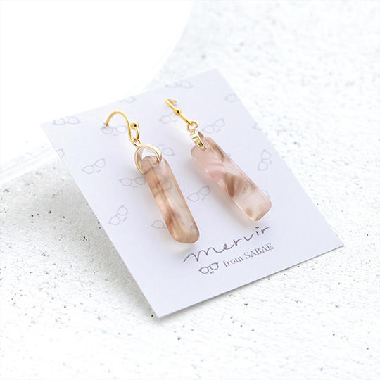 めがねの欠片　スティックピアス・イヤリング - マーブルベージュ -