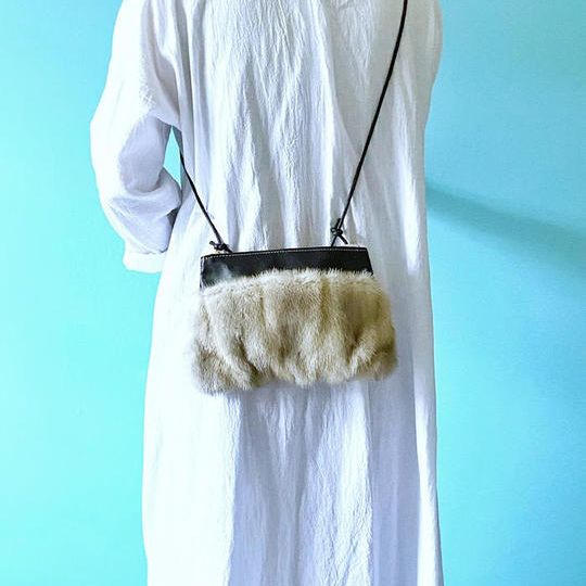 【ご好評につき追加】クロワッサン型　ポシェット	