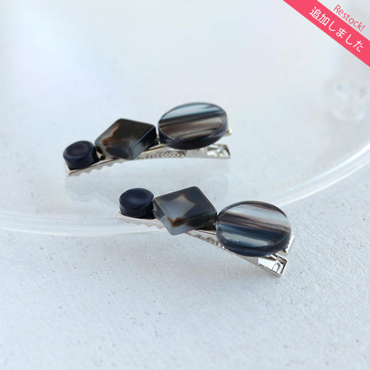 ［ 追加 ］短めのヘアクリップ ネイビーシルバー