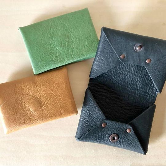 ジビエレザーのカードホルダー＋不用品の無料お引取サービス