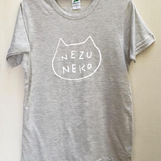 ねづねこちゃんTシャツ　オートミール