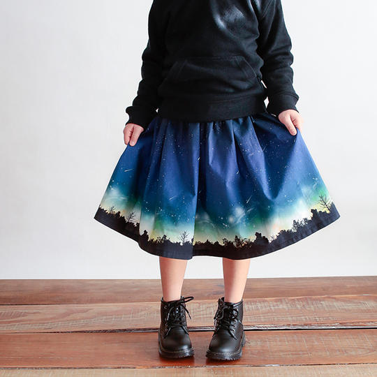 子供用 流星柄スカート【流星ポストカード付き カラーランダム】