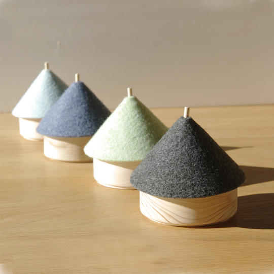 三角屋根の小物入れ ／Mサイズ／５カラー