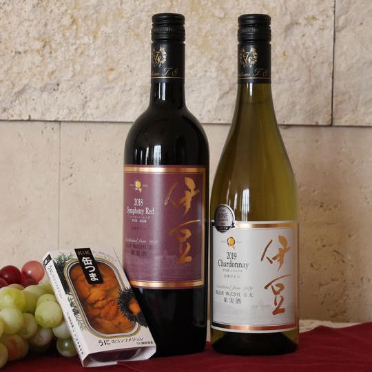伊豆シャルドネ2019（ほか伊豆シンフォニーレッド2018、缶詰のセット商品）