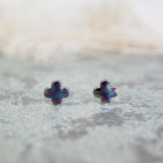 《Creema SPRINGS限定》 美濃焼タイル  ピアス or イヤリング : Bk Pearl