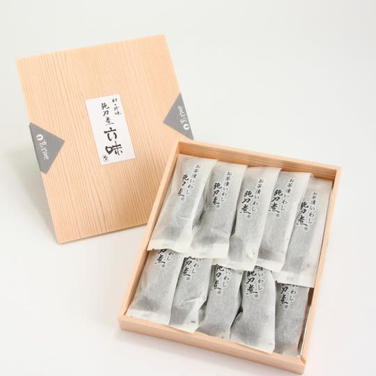 「お茶漬けいわし鈍刀煮」10本　化粧箱入り