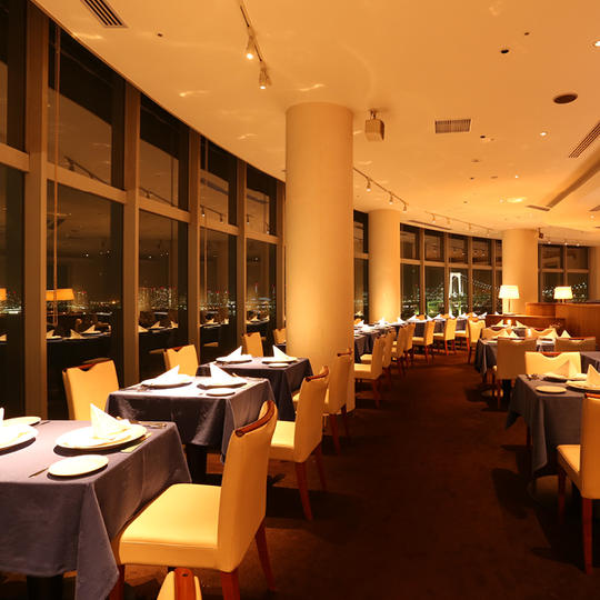 プラン④ カップル向けディナーコース＋乾杯スパークリング（窓側確約、2名利用、平日・土曜日限定）