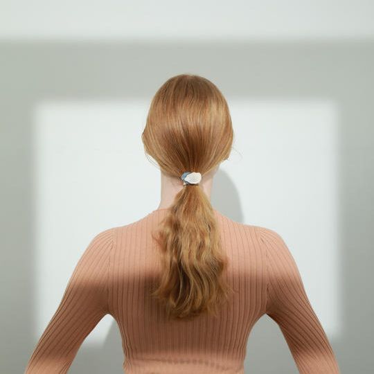 [特許申請中] ゴムの付け替えができるオリジナルヘア金具を使用したヘアタイ Pilue hair tie