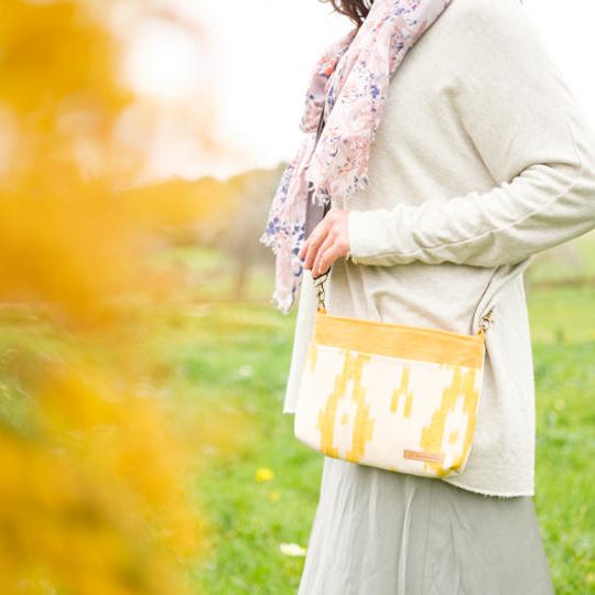 行った気分になれる」伝統生地サコッシュ＋「マヨルカ島の写真付き」サンクスカード001