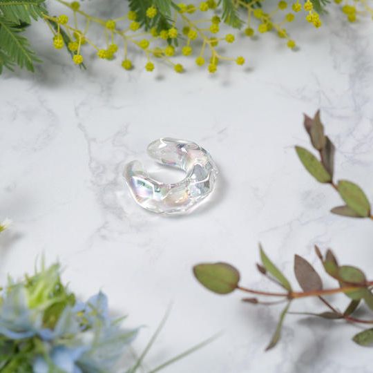 ガラスイヤーカフ“ice” -オーロラ-