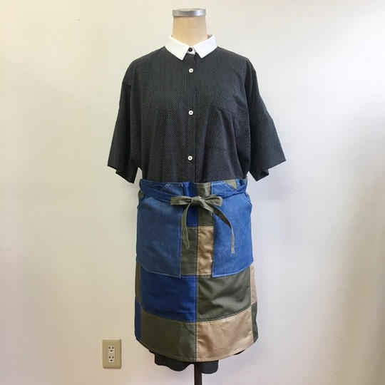 オシャレエプロン❤️バイカラーのダブル前ポケット腰巻エプロン カーキ×ベージュ（メンズサイズL〜LL）