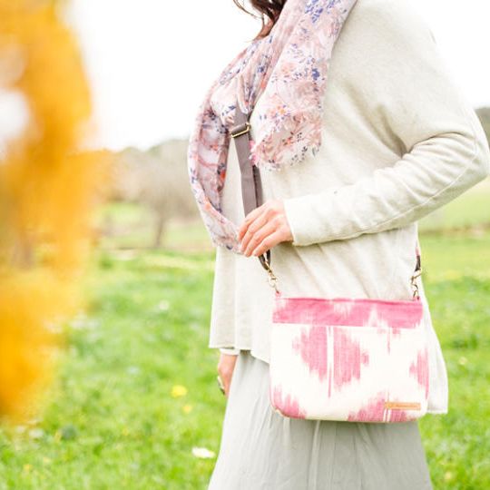 「行った気分になれる」伝統生地サコッシュ＋「マヨルカ島の写真付き」サンクスカード006