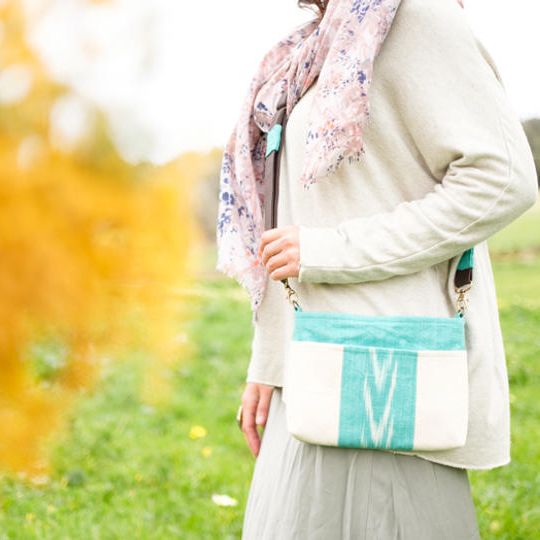 「行った気分になれる」伝統生地サコッシュ＋「マヨルカ島の写真付き」サンクスカード009