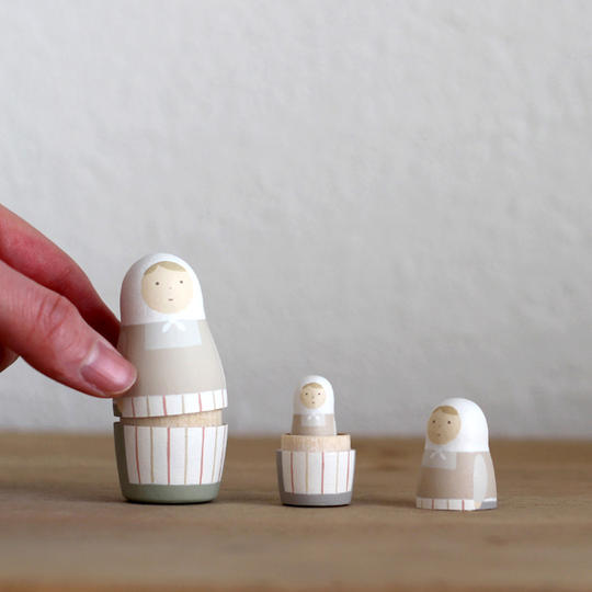 エプロンのマトリョーシカ（3個組）