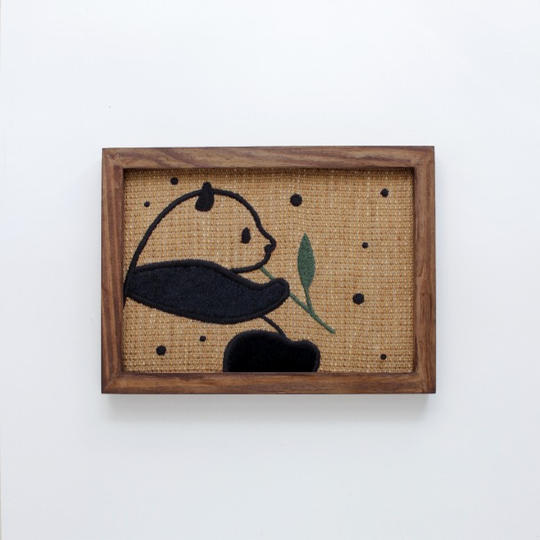 A5サイズの刺繍絵を1つ・６種類から選べます。