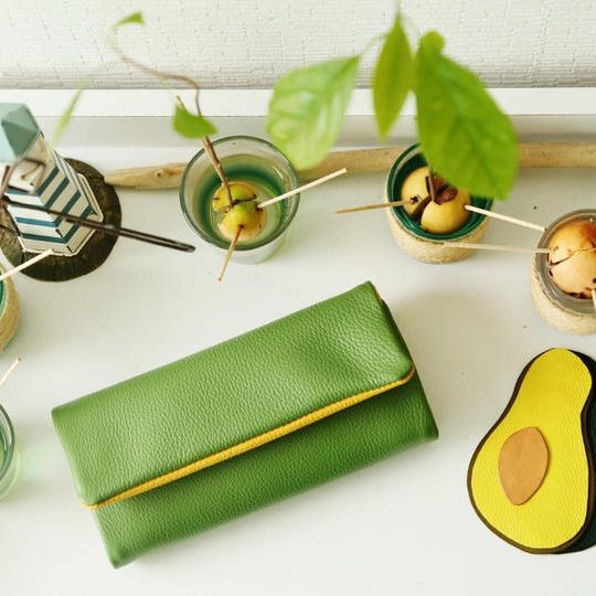 【限定10％オフ】 avo.color シュリンクレザーの long wallet