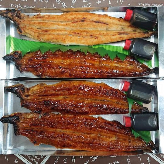 【三条商店街　馬場商店】うなぎ蒲焼3匹とうなぎの白焼1匹セット