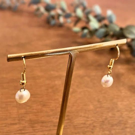 【SOI】バロックパールピアス(小１粒)