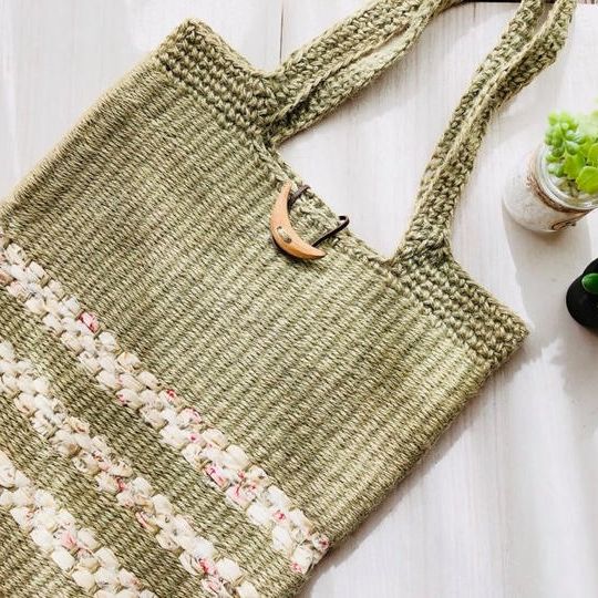 【一点物】手染め手織り麻ひもA4サイズ肩掛けバッグ