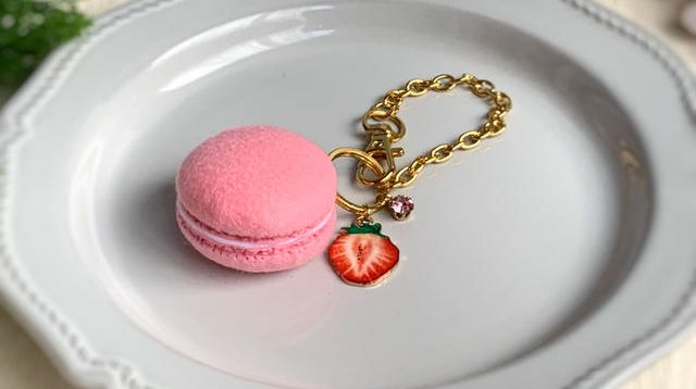 クレイファクトリーマカロンバッグチャーム