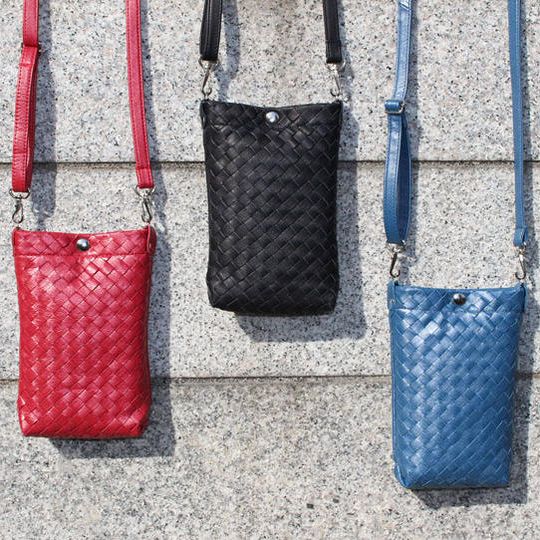 【先着10名様限定：通常価格から￥500 OFF】ソフト牛革メッシュ スマートサコッシュ