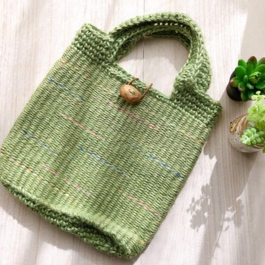 【一点物】手染め手織りの麻ひもてさげバッグ　若草色