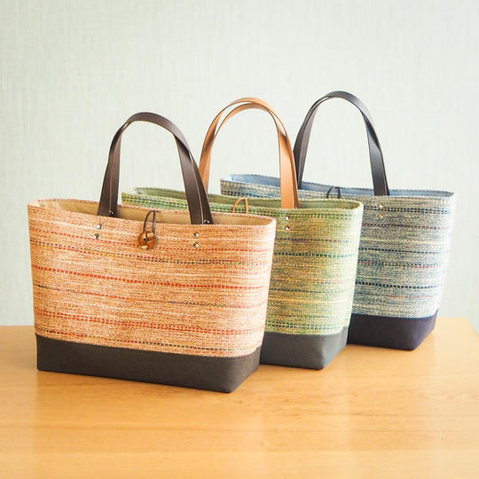 春のミックスツイード調手織り布の横長トート（3色）