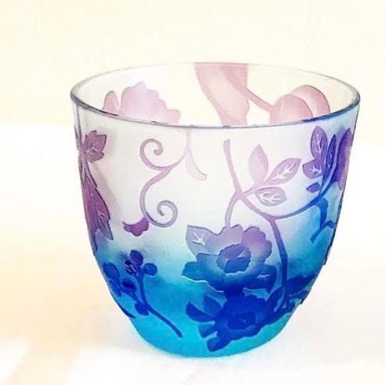 ボタニカル柄のお猪口