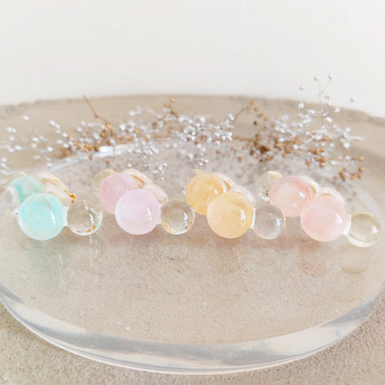 コロンとまあるいイヤリングorピアス　選べる４カラー