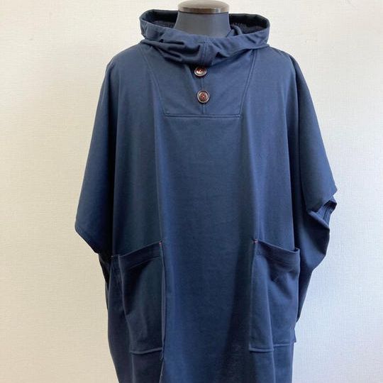 男女兼用❤️カットソー素材のポンチョ風五分袖パーカー（紺）男女フリー L〜L L 