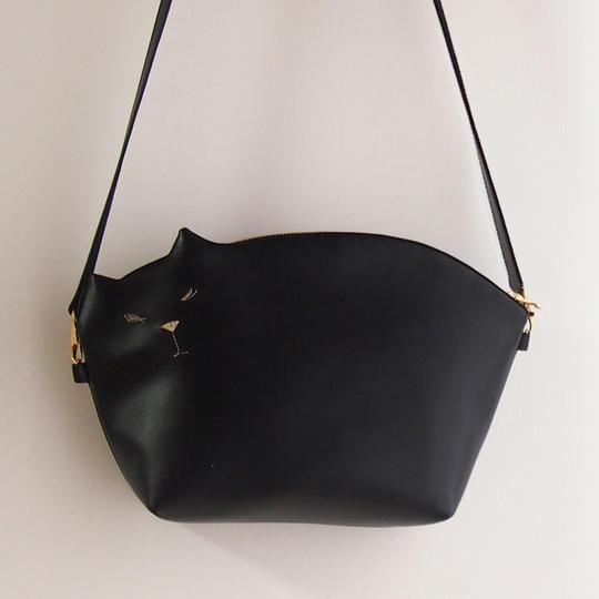 「猫のクラッチポシェット2way」黒「クローズアイ」