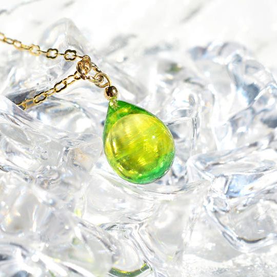 イエローグリーンネックレス